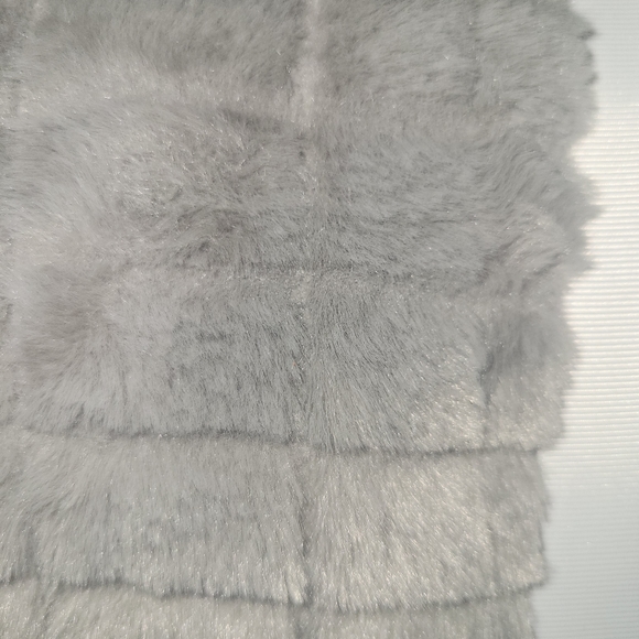 Ugg grey polar textured throw blanket 50x70 in. - Picture 4 of 7